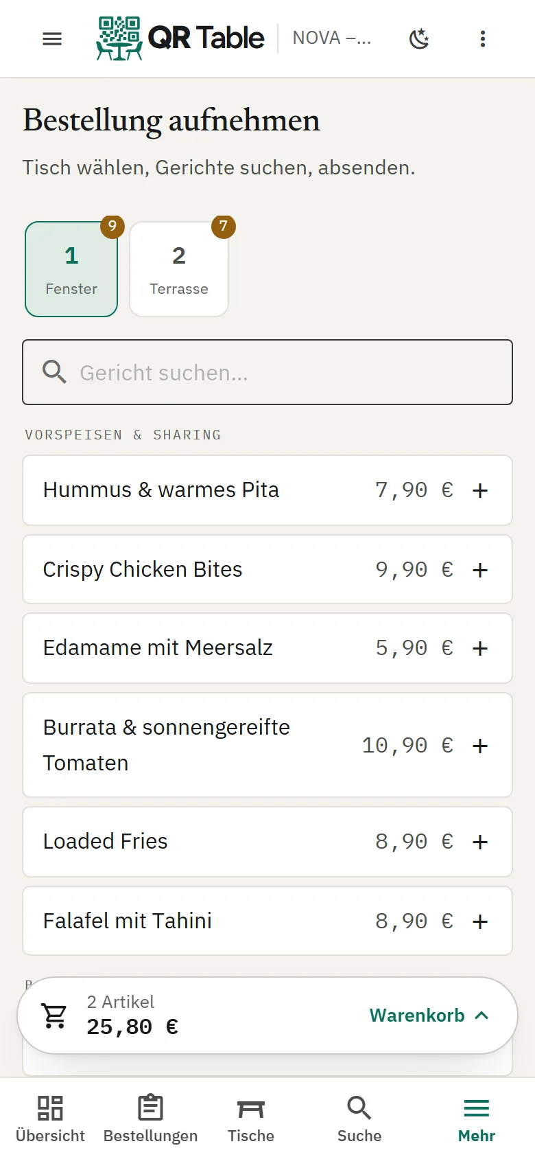 Kellner-Bestellaufnahme in QR Table am Handy mit Warenkorb-Leiste